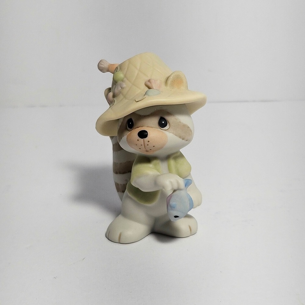 Precious Moments Fishing For Friends Raccoon 1986 Enesco Forest Friends BC861